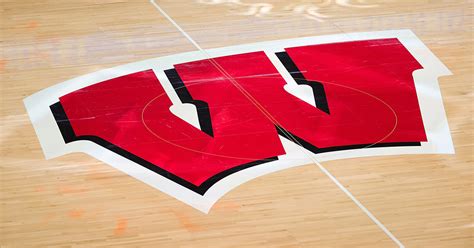 wisconson volleyball leaked|Wisconsin releases statement on photo, video leak of volleyball。